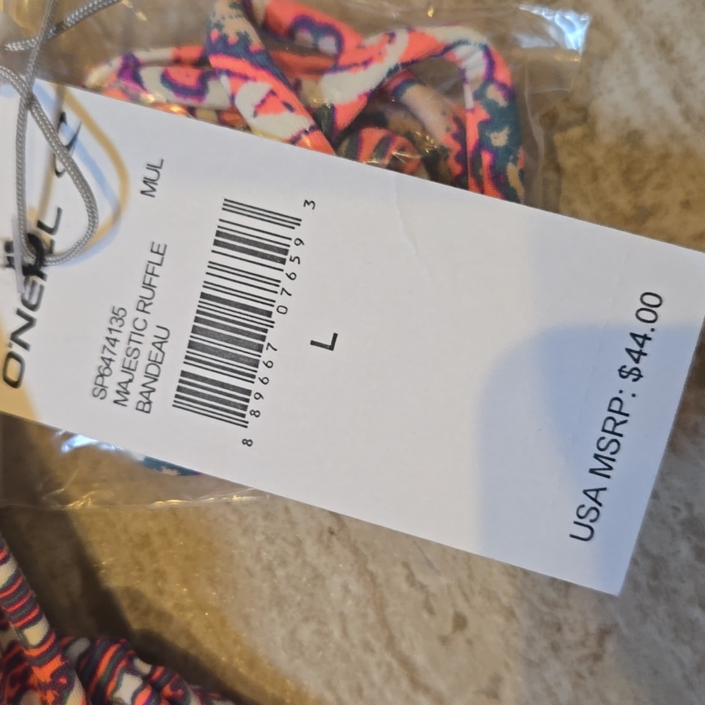 New O'Neill Majestic Ruffle Bandeau Bikini Top - Picture 2 of 10